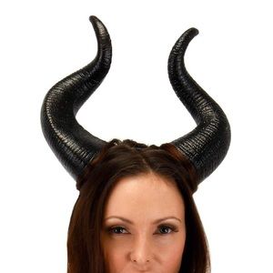 Maleficent horns